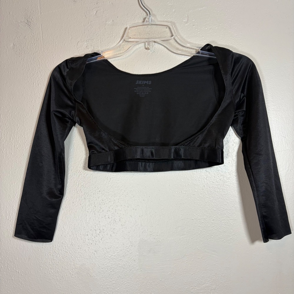 SKIMS Shimmer Long Sleeve Shrug Onyx Black Cropped Bolero Top Womens Small